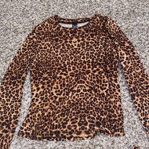 Cheetah long sleeve